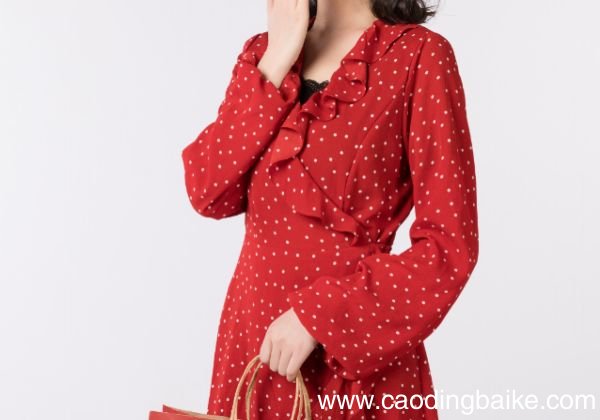 微胖的女生穿什么裙子好看 微胖女生选裙子的小方法