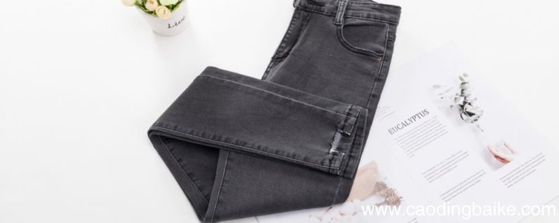 宽松卫衣搭配什么下装 宽松卫衣如何搭配下装