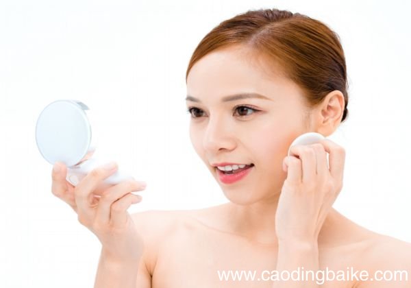 化妆的禁忌有哪些 化妆应该注意什么
