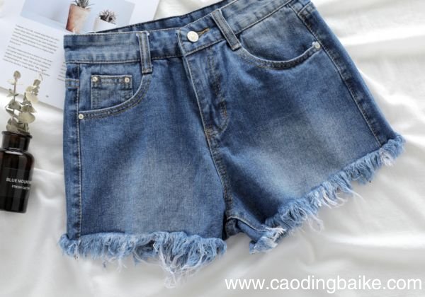高个子如何搭配衣服好看 高个子穿什么好看