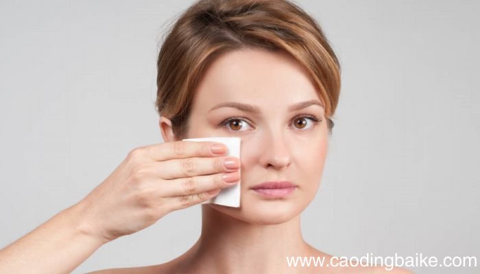 脸颊毛孔粗大怎么办脸颊毛孔粗大怎么做