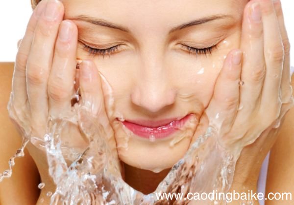 佑天兰面膜使用步骤 佑天兰面膜如何使用