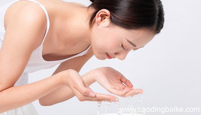 沐浴露可以洗脸吗 沐浴露可不可以洗脸