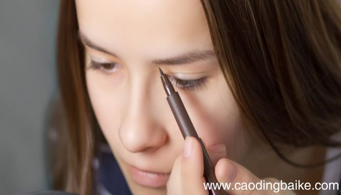 化妆小技巧有哪些 化妆有哪些小技巧