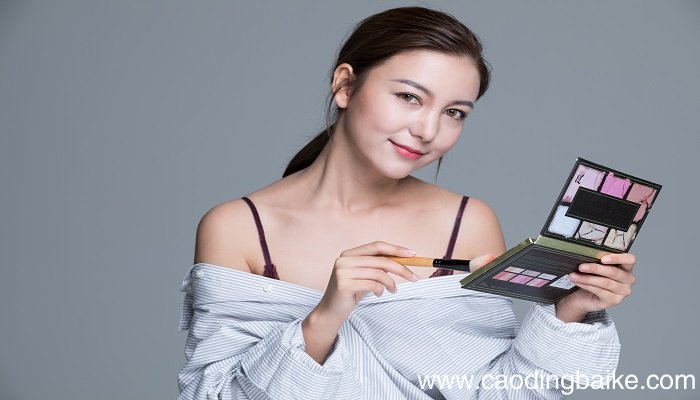 适合单眼皮的眼妆淡妆 单眼皮的眼妆淡妆怎么画