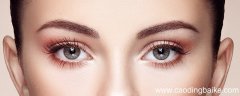 假睫毛没胶水怎么急救 假睫毛没胶水的急救方法