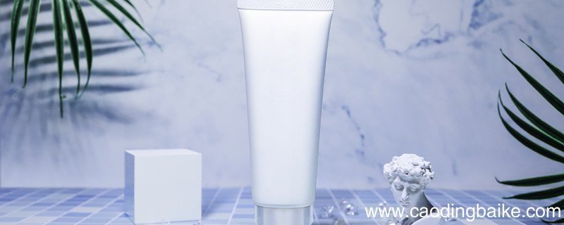 清洁面膜用之前要用洗面奶洗脸吗 清洁面膜用之前需要用洗面奶洗脸吗
