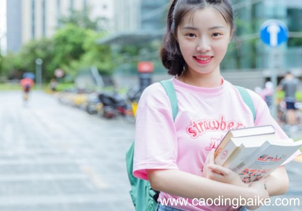 夏季白裙子怎么搭配 白裙子搭配什么上衣