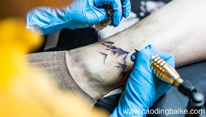 玫瑰净颜精油可以洗纹身吗纹身精油洗纹身有效果吗