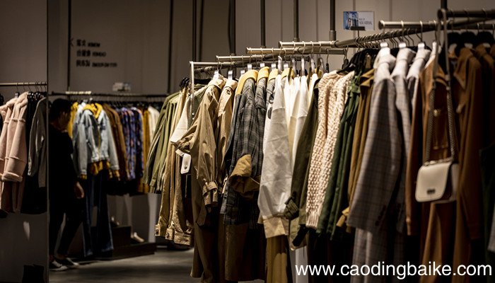 棉服跟羽绒服都啥区别 棉服跟羽绒服的区别