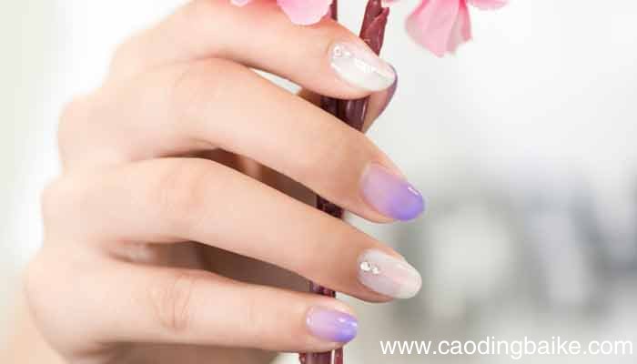 卸甲油可以卸掉美甲吗卸甲油能不能卸掉美甲