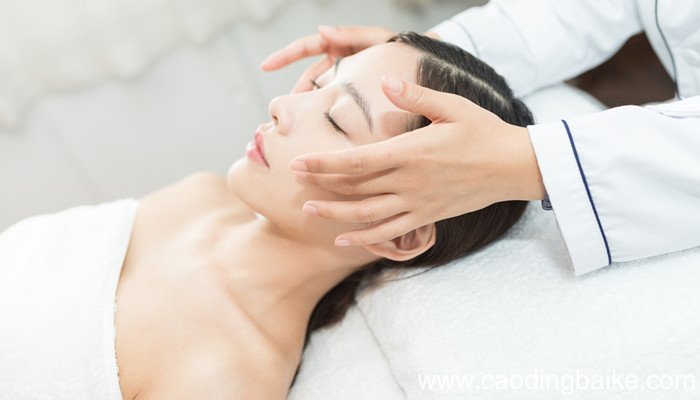 刷完酸可以敷补水面膜吗 刷酸后用补水面膜