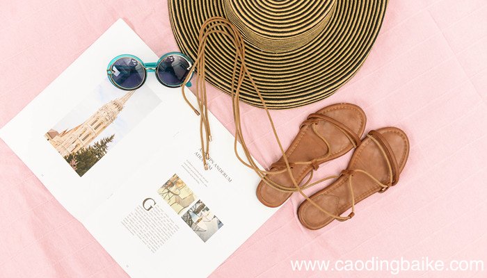 夏天穿凉鞋要不要穿袜子 夏天穿凉鞋需不需要穿袜子