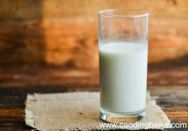 如何减少眼部皱纹 改善眼部皱纹的方法