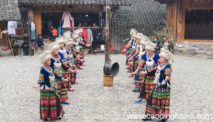 苗族的服装特点 苗族的服装特点概括