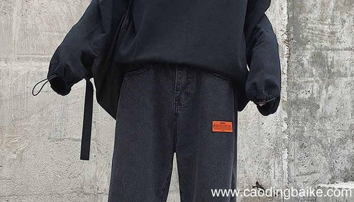 蓝色牛仔裤阔腿裤怎么搭配 阔腿牛仔裤配什么上衣