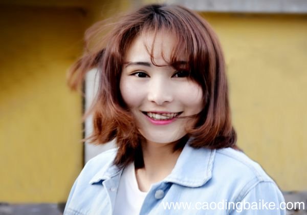 短裤怎么搭配 短裤搭配什么上衣