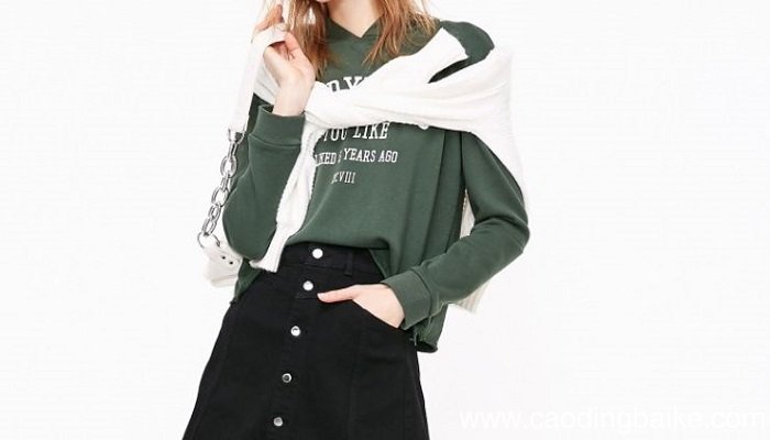 冬季高腰裙的搭配方法 高腰半身裙搭配什么上衣