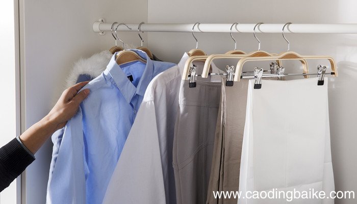 皮肤偏黑可以穿杏色吗 皮肤稍微黑穿杏色会不会更黑