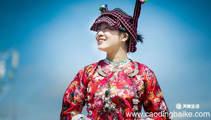 壮族的传统服饰特点 壮族的传统服饰特点是什么