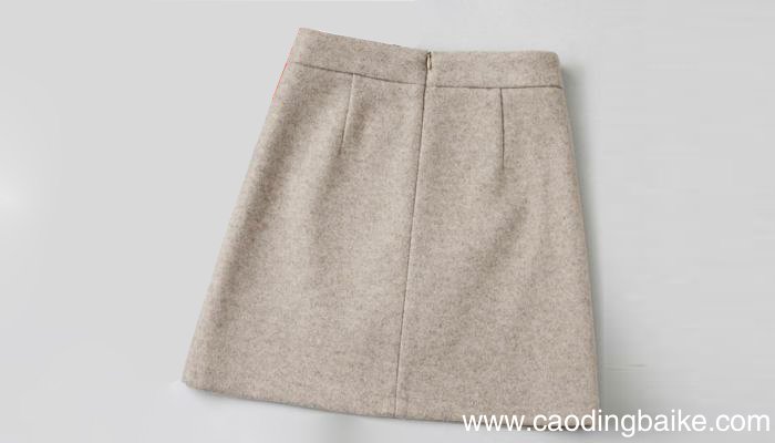 牛角扣大衣的搭配方法牛角扣大衣怎么搭配