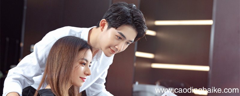 发泥和啫喱膏的区别 发泥和啫喱膏是一样的吗