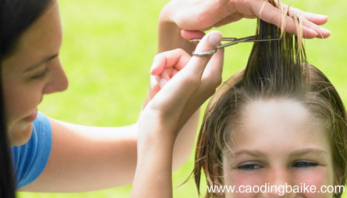 学生碎锅盖怎么剪剪碎锅盖发型有哪些步骤