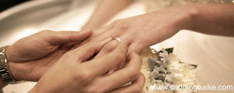 戒指摘不下来怎么办 戴上戒指手肿了