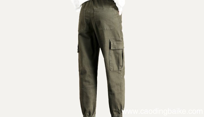 军绿色裤子适合搭配什么上衣适合搭配军绿色裤子的上衣有哪些