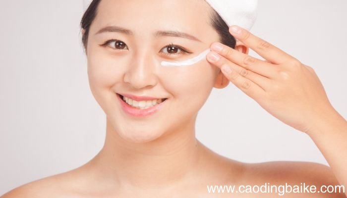 眼精华和眼霜区别 眼精华和眼霜有什么区别