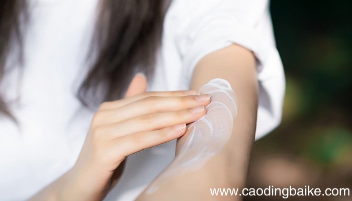 防晒霜选多少倍的合适 在室内要擦防晒霜吗