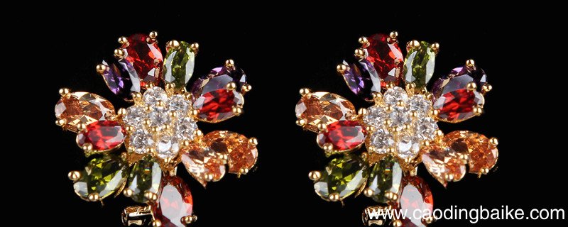 莫桑石和莫桑钻的区别在哪 莫桑石和莫桑钻有区别吗