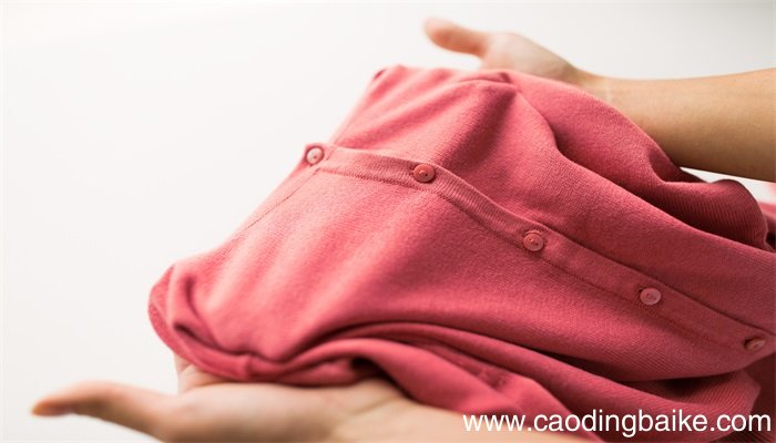 上衣怎么叠 上衣怎么叠省空间