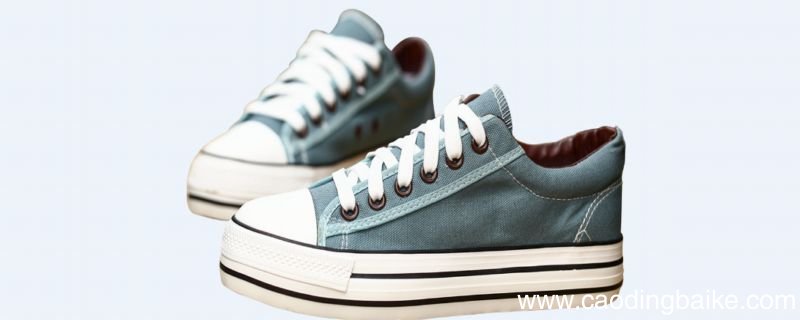 皮衣搭配什么鞋子 皮衣搭配什么鞋子