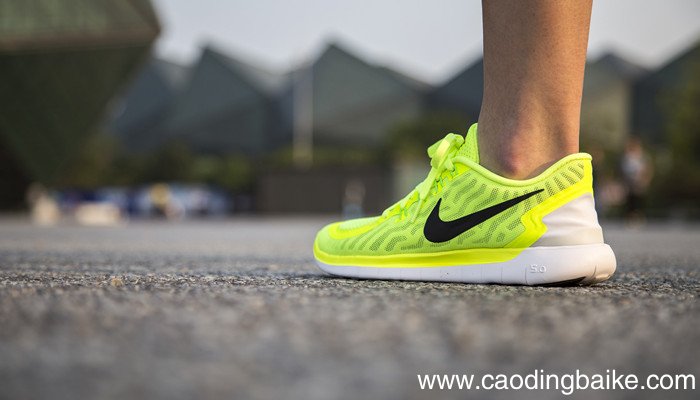 nike的swoosh什么意思 耐克里的swooh的意思是什么
