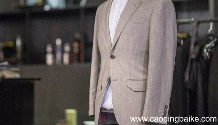 西装垫肩可以拆吗西装垫肩可以拆下来吗