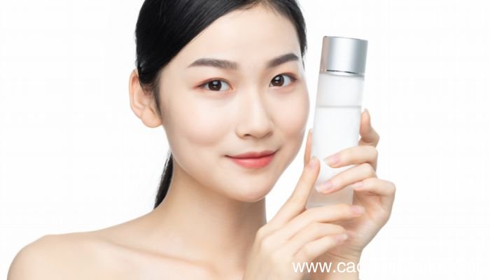 纯露和水乳使用顺序纯露和水乳哪个先用