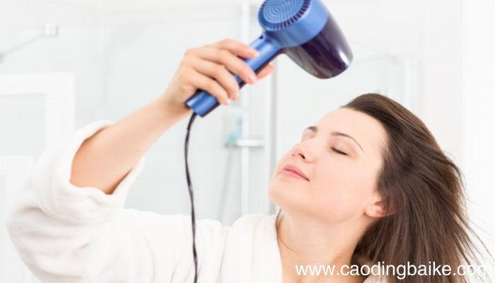 头发贴头皮怎么弄蓬松头发贴头皮弄蓬松的方法