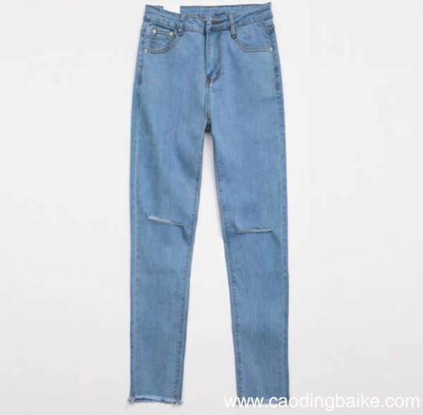 黑色马丁靴配什么裤子 马丁靴的裤子有哪些