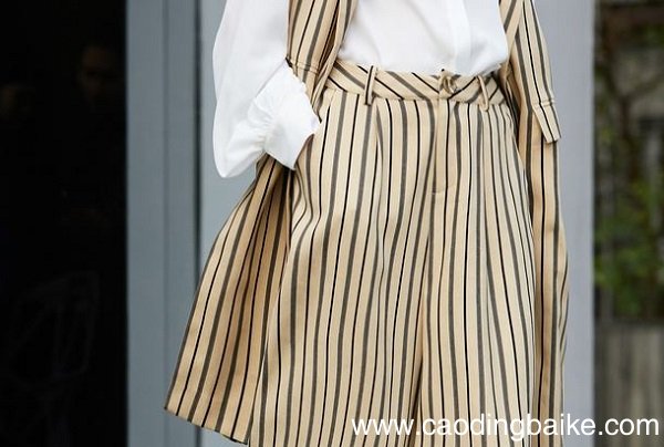 夏季怎么搭配马甲 夏季马甲搭配