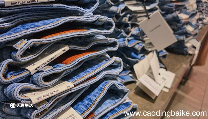 牛仔裤收纳折叠方法 牛仔裤收纳折叠方法有哪些