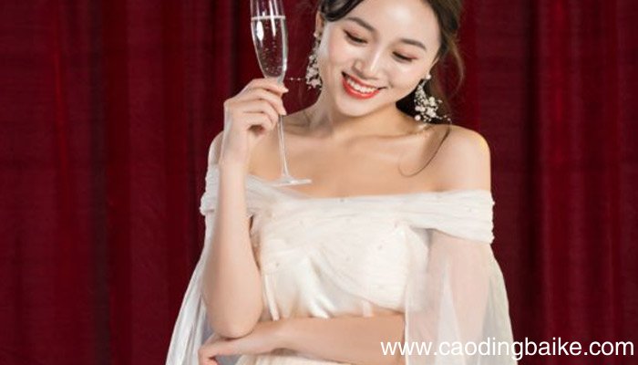 无肩带内衣怎么穿才不会往下掉无肩带内衣往下掉怎么办