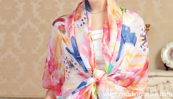 长丝巾的披肩系法 长丝巾的披肩系法有哪些