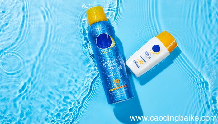 防晒霜用在粉底液前面还是后面 防晒霜的作用