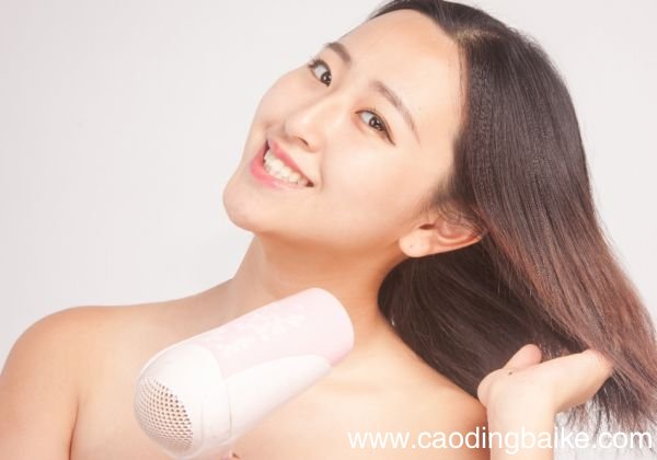掉头发是什么原因掉头发的原因有哪些