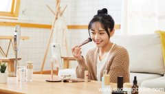 纪梵希散粉黑边和银边有什么区别 纪梵希散粉黑边和银边的区别