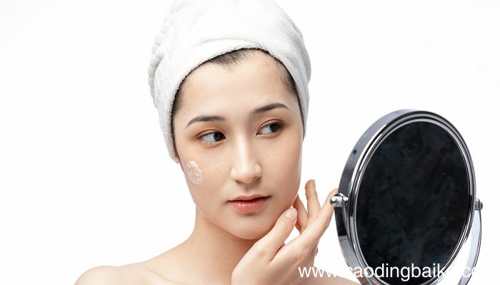 空气感凝霜晚上用还是白天用 空气感凝霜的作用