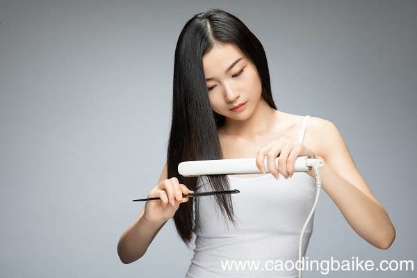 头发干枯毛躁怎么办头发干枯毛躁用什么护理