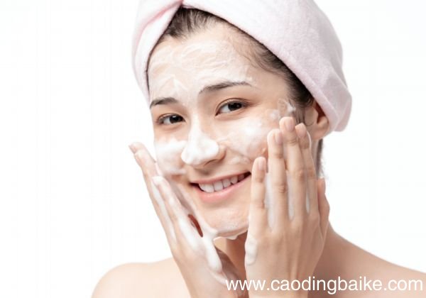 气垫BB用洗面奶可以洗掉吗 洗面奶卸BB霜的影响