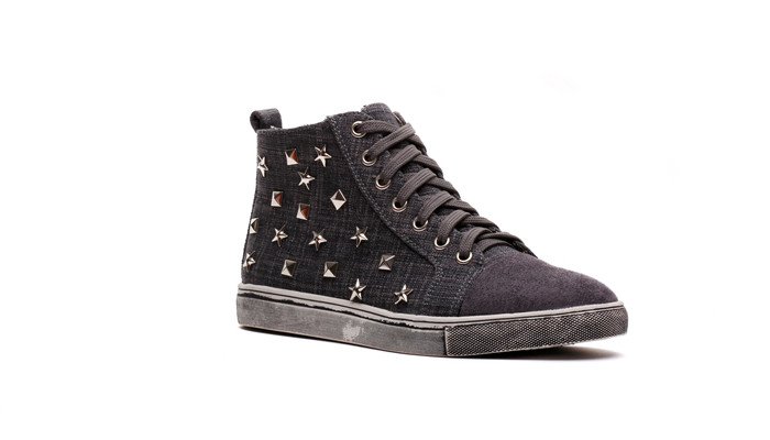 华伦天奴为什么叫攻速鞋 华伦天奴为什么被称为攻速鞋